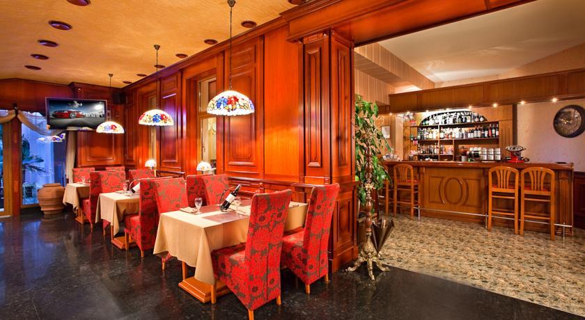 Luna Hotel Кишинев Екстериор снимка