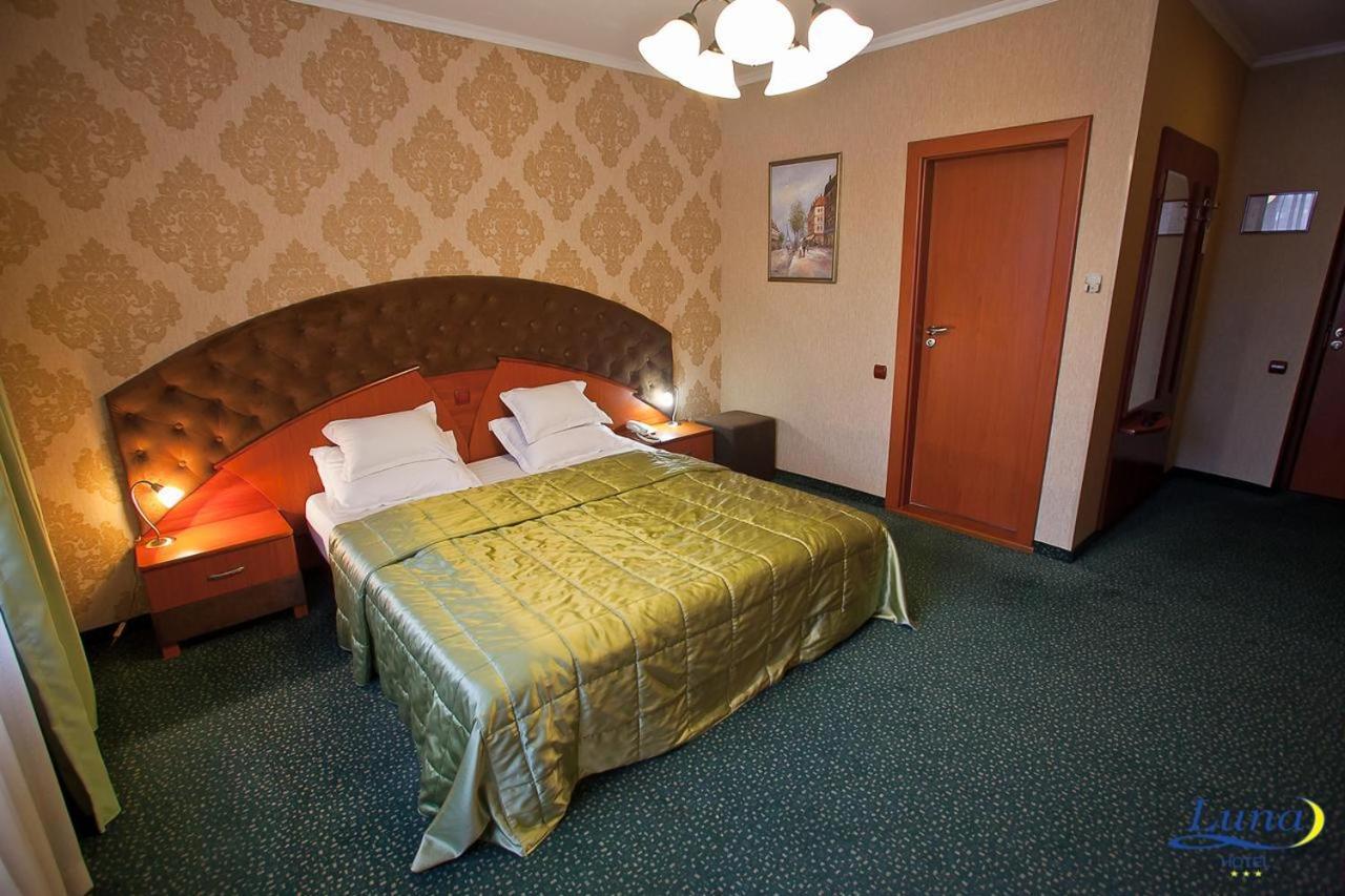 Luna Hotel Кишинев Екстериор снимка
