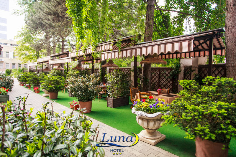 Luna Hotel Кишинев Екстериор снимка