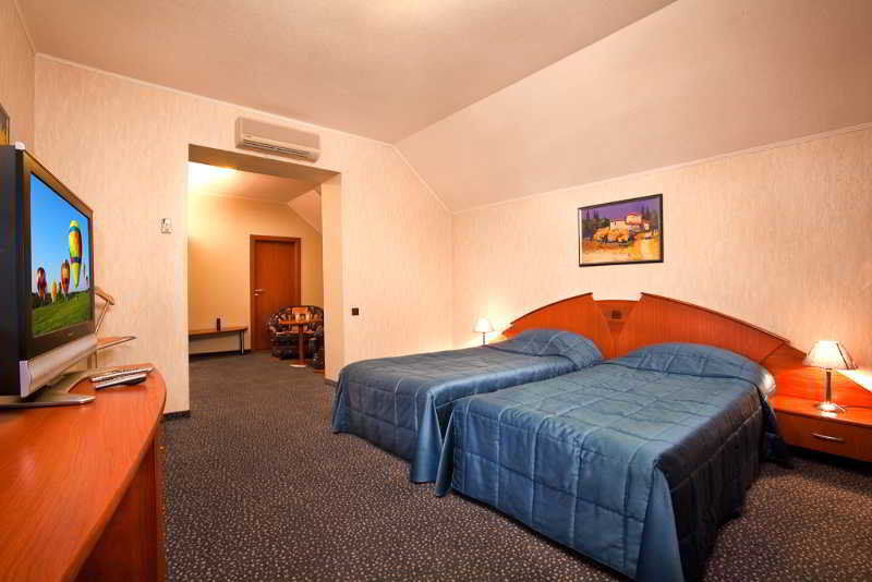 Luna Hotel Кишинев Екстериор снимка