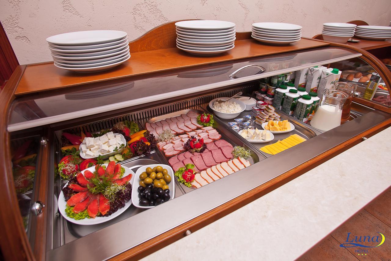 Luna Hotel Кишинев Екстериор снимка