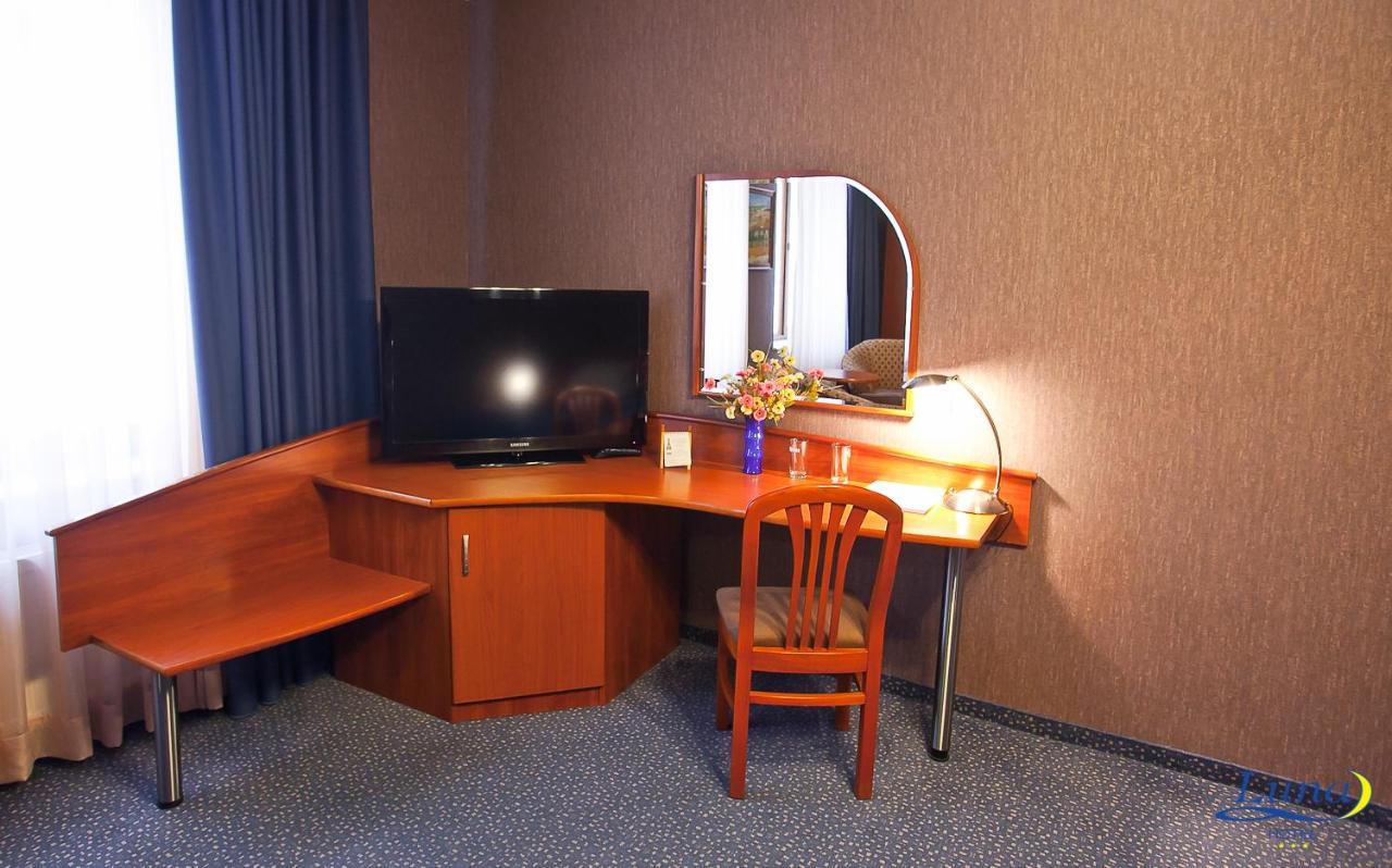 Luna Hotel Кишинев Екстериор снимка